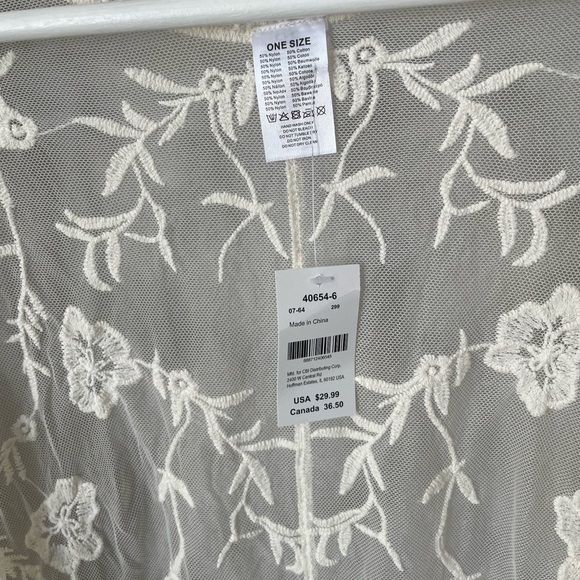 Icing Cream Lace Robe. Size OS - Picture 3 of 11